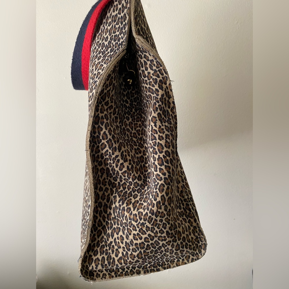 SOLD - CLARE V leopard cheetah suede leather tote bag with detachable strap. - Picture 7 of 13